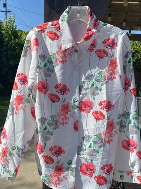 White & Red Floral Print Blouse SZ M New